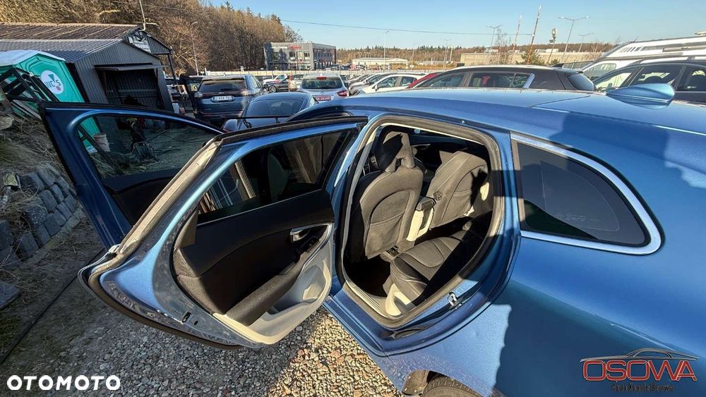 Volvo V40 - 27