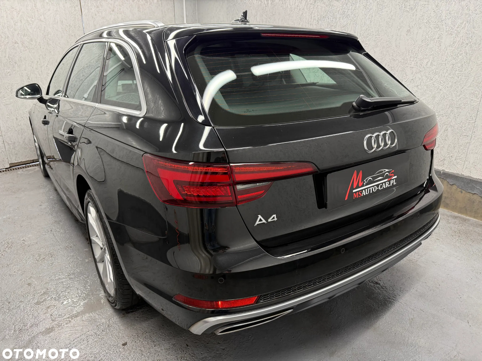 Audi A4 Avant 40 TDI S tronic S line - 12