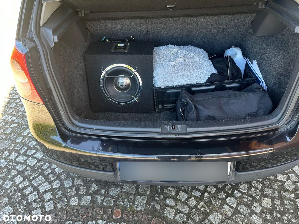 Volkswagen Golf - 4