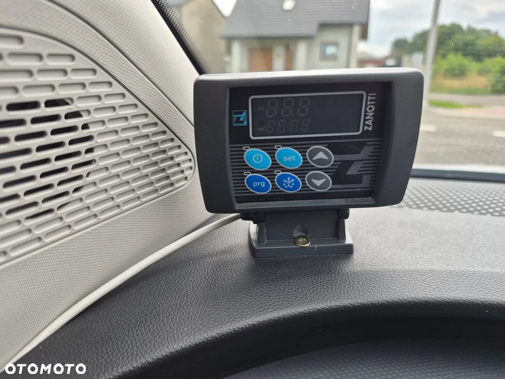 Mercedes-Benz CITAN Salon PL Chłodnia ZANOTTI -20/+30 - 12