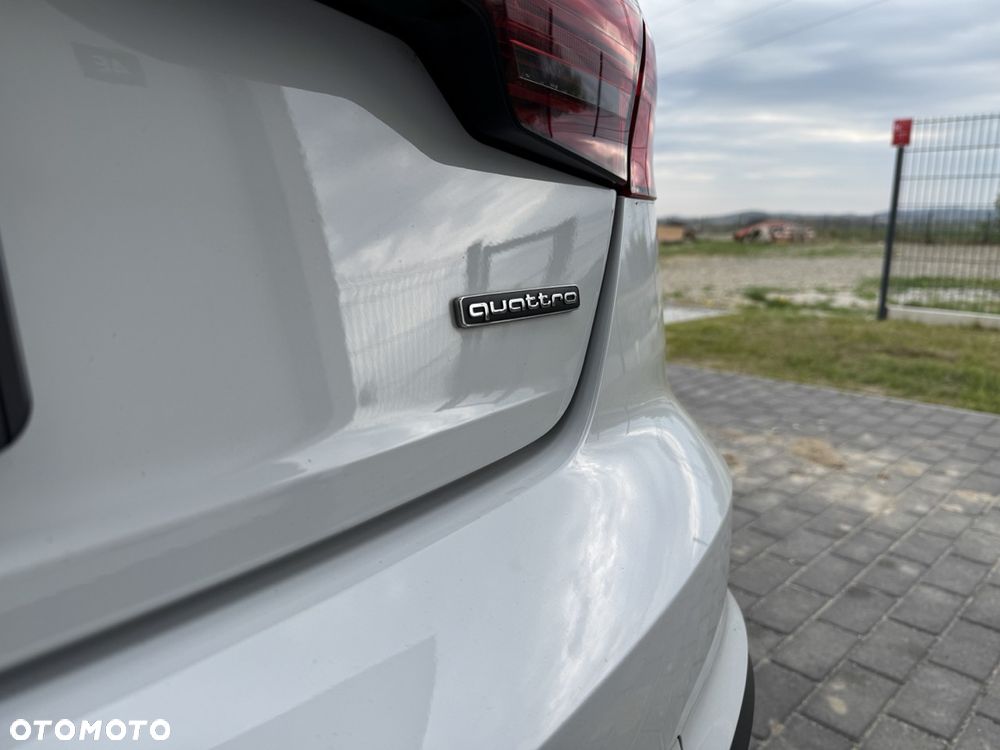 Audi A4 Limousine 45 TFSI quattro S tronic - 14