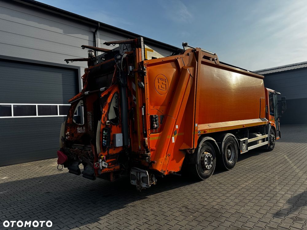 Mercedes-Benz Econic 2633 EEV - 3