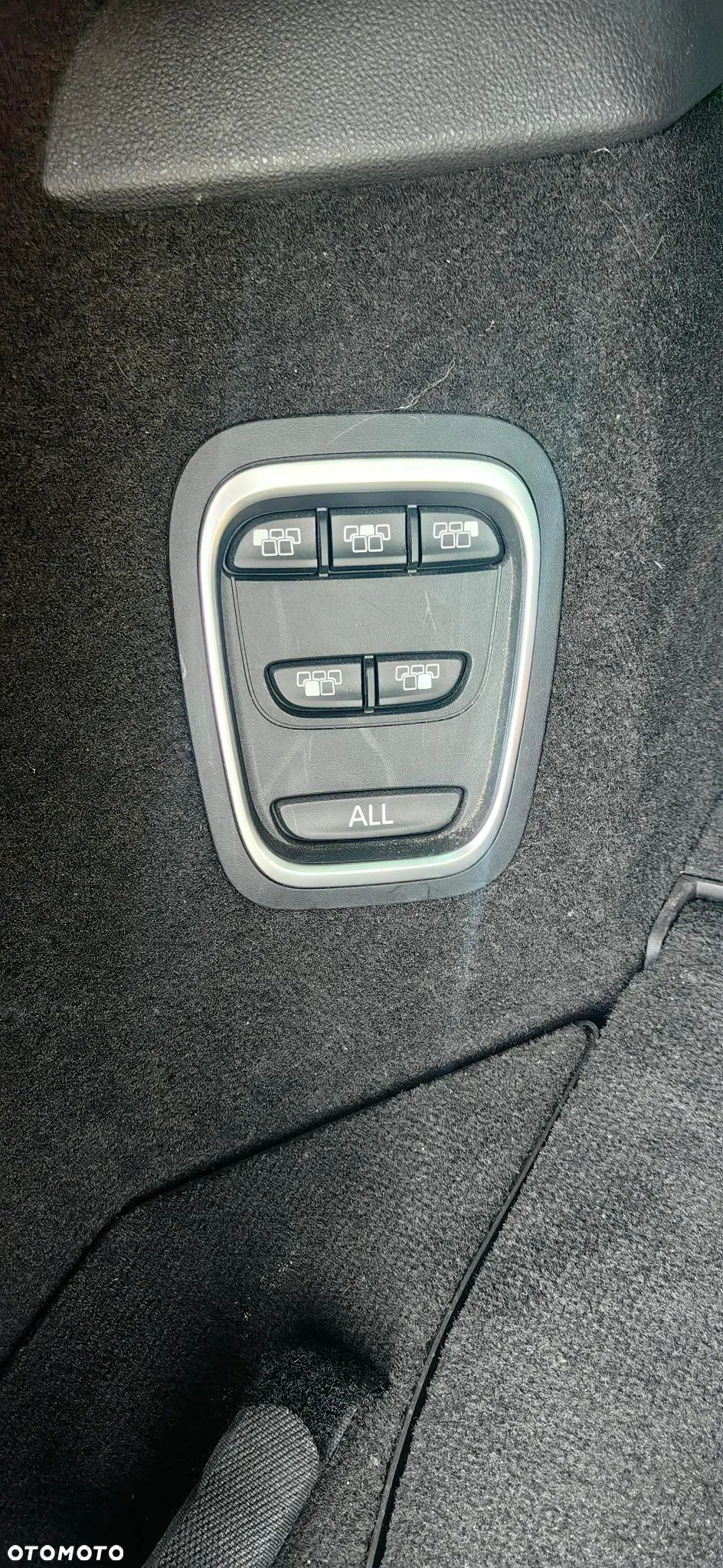 Renault Espace 1.6 dCi Energy Initiale Paris EDC 7os - 11