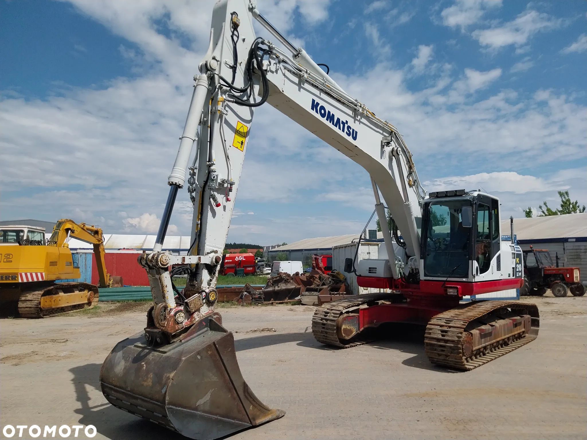 Komatsu PC 210 LC - 1