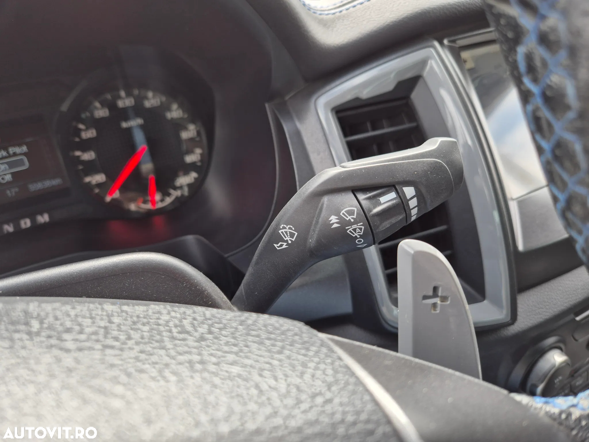Ford Ranger Pick-Up 2.0 EcoBlue 213 CP 4x4 Cabina Dubla Raptor Aut. - 32