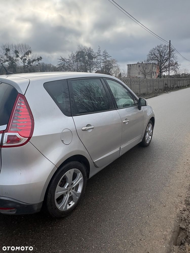 Renault Scenic - 5