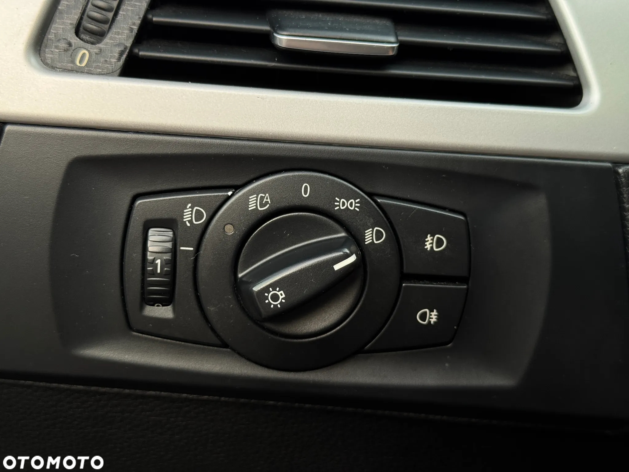 BMW Seria 3 320i - 27