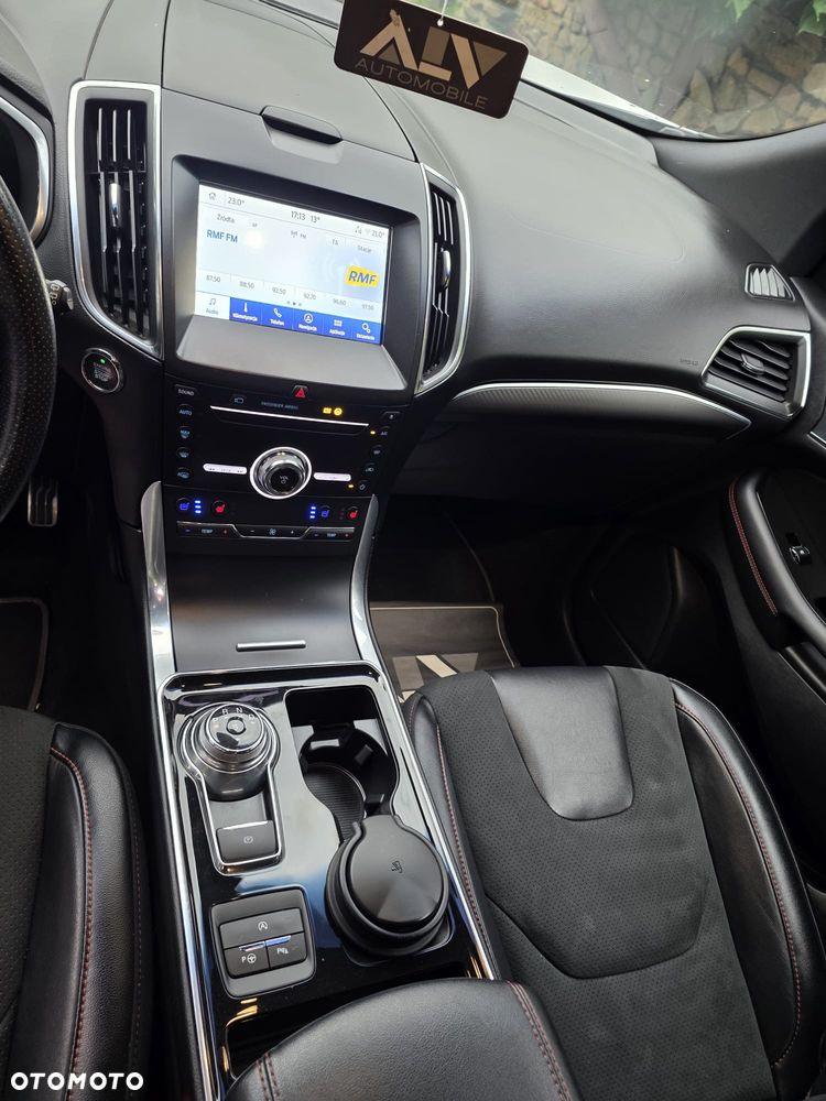 Ford Edge 2.0 TDCi Twin-Turbo 4WD Titanium - 33