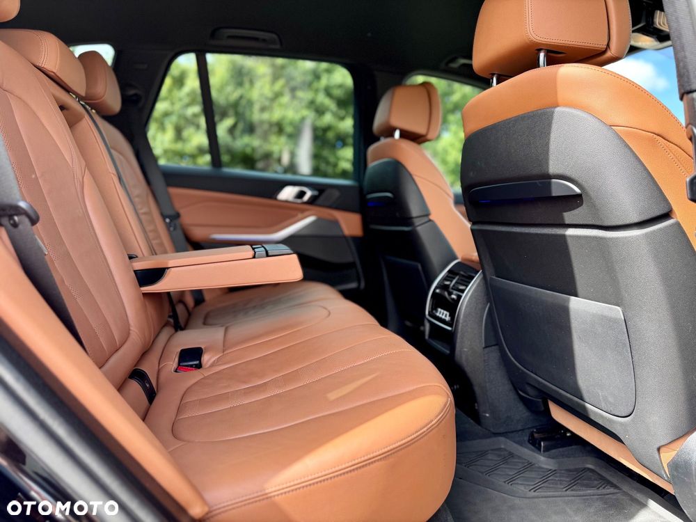 BMW X5 xDrive40i - 28