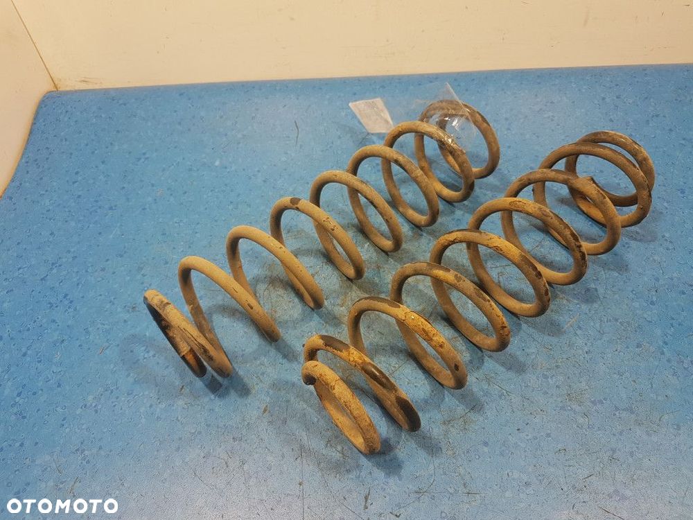 SKODA FABIA II KOMBI 1.2B SPRĘŻYNA TYŁ - 1