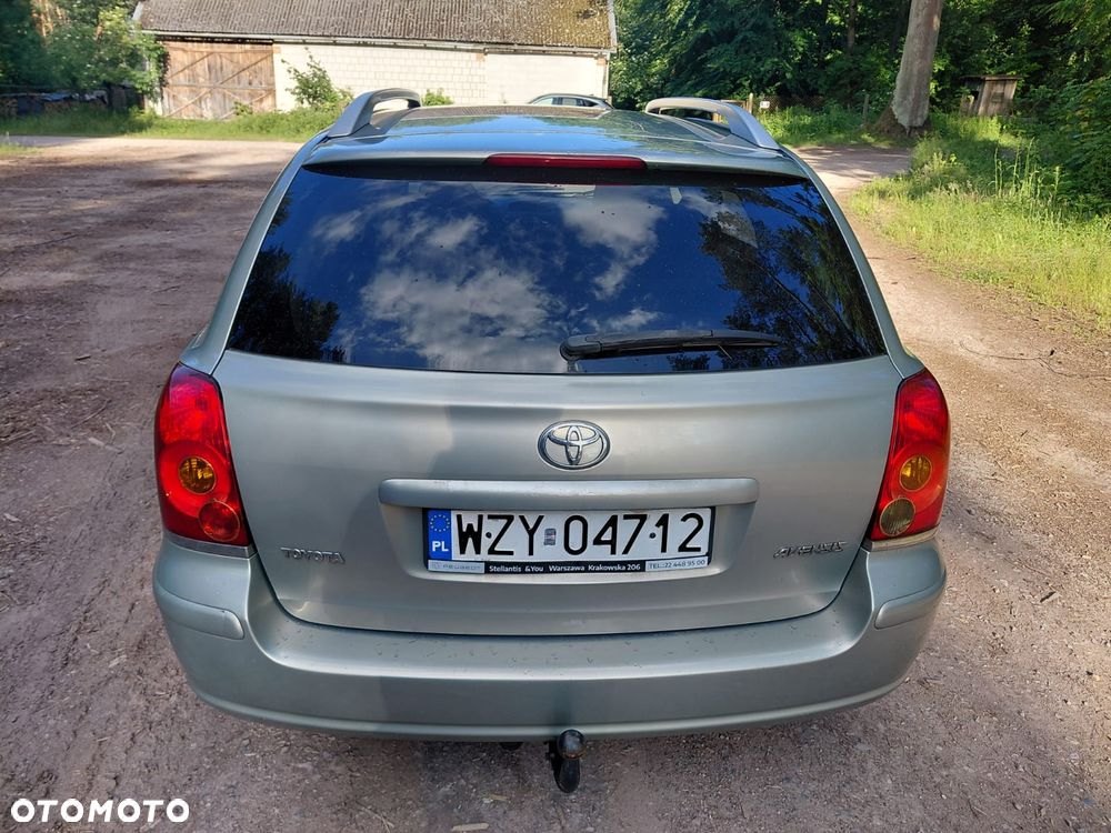 Toyota Avensis 1.8 VVT-i Sol - 5