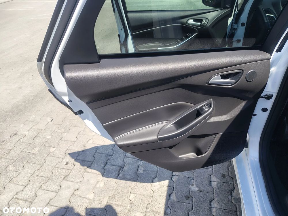 Ford Focus ST - 15