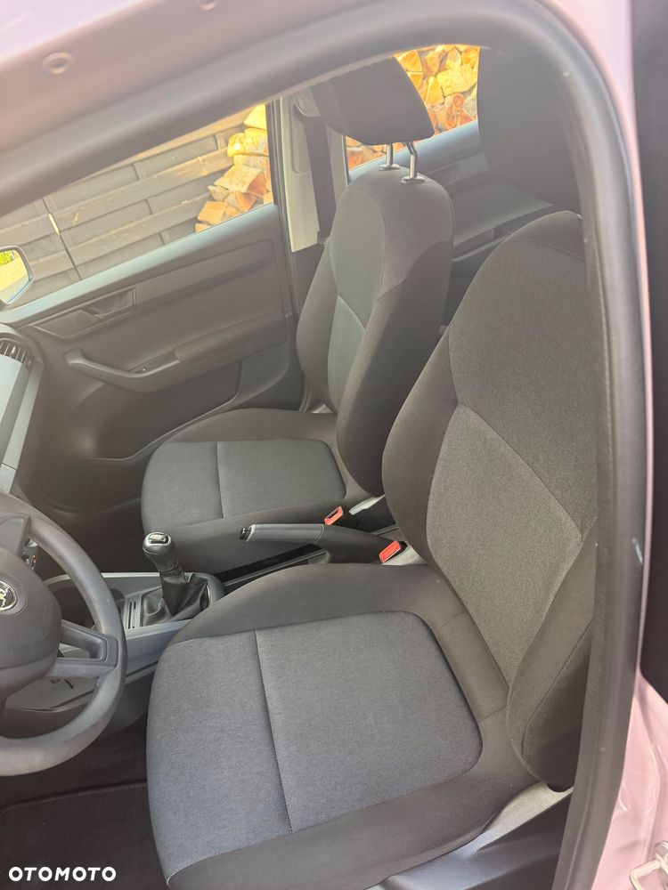 Skoda Fabia 1.0 Style - 5