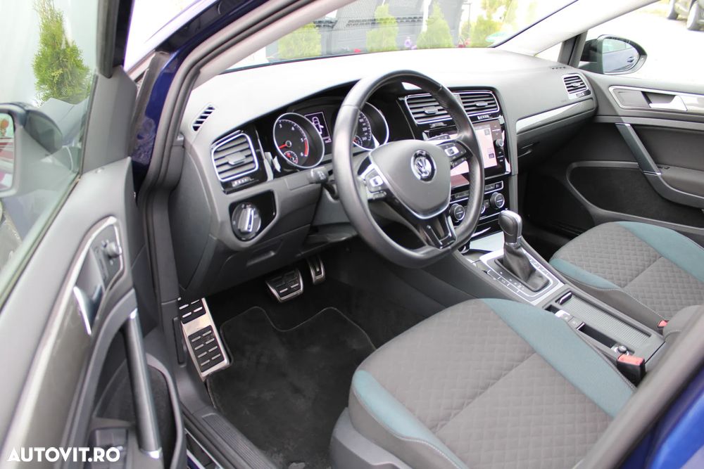 Volkswagen Golf 1.6 TDI SCR DSG IQ.DRIVE - 4