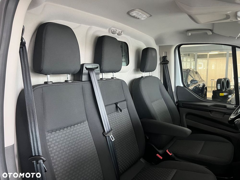 Ford Transit Custom - 38