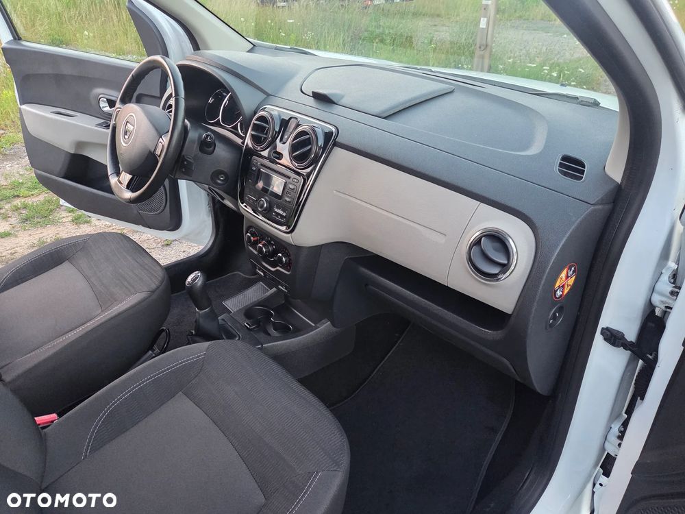 Dacia Lodgy SCe 100 Laureate - 13