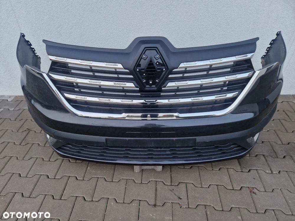 Zderzak Renault Trafic III lift 2021 - - 2