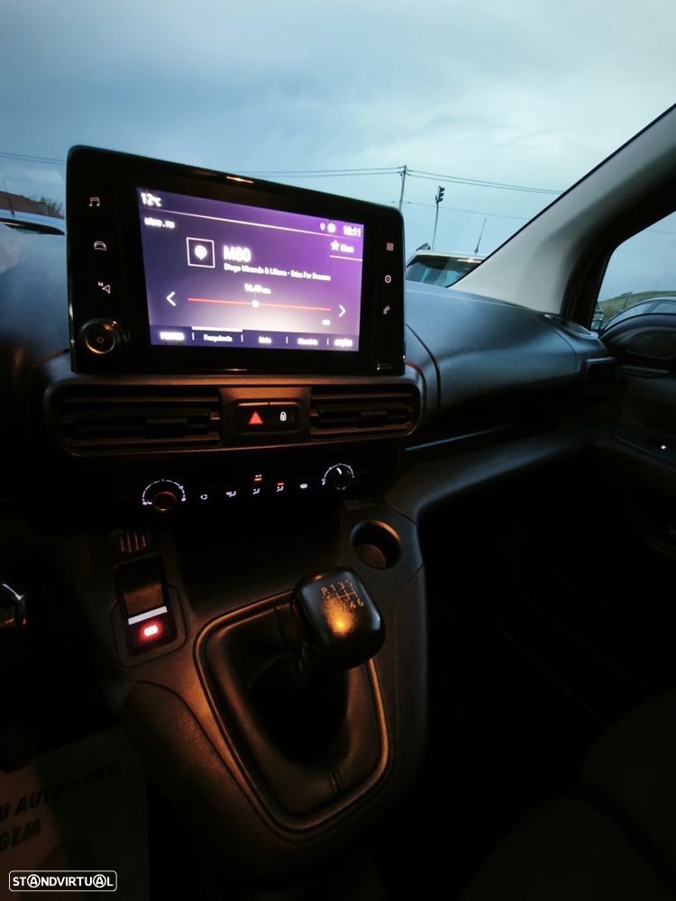 Opel Combo 1.5 CDTi - 17