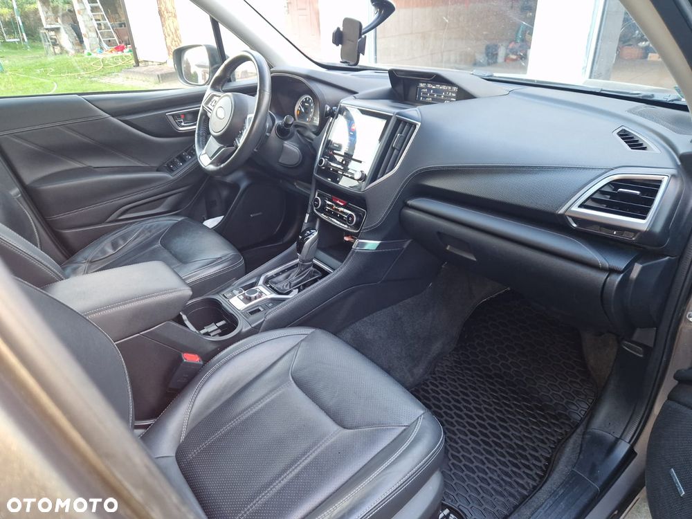 Subaru Forester 2.0 i Exclusive Special (EyeSight) Lineartronic - 4