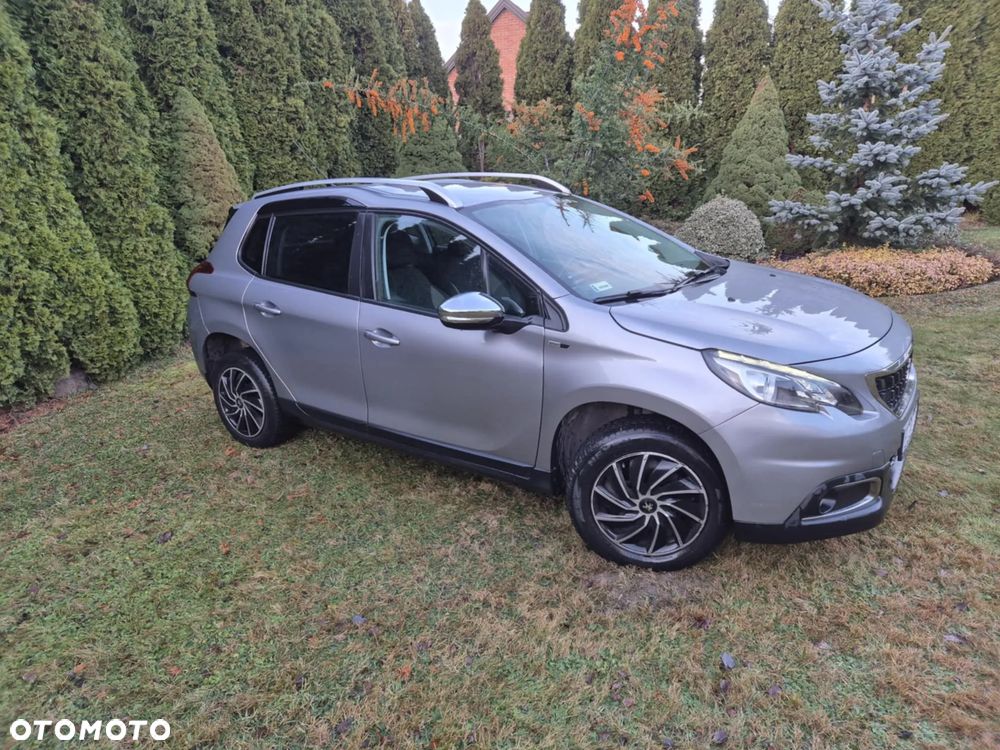 Peugeot 2008 1.6 BlueHDi Style - 23