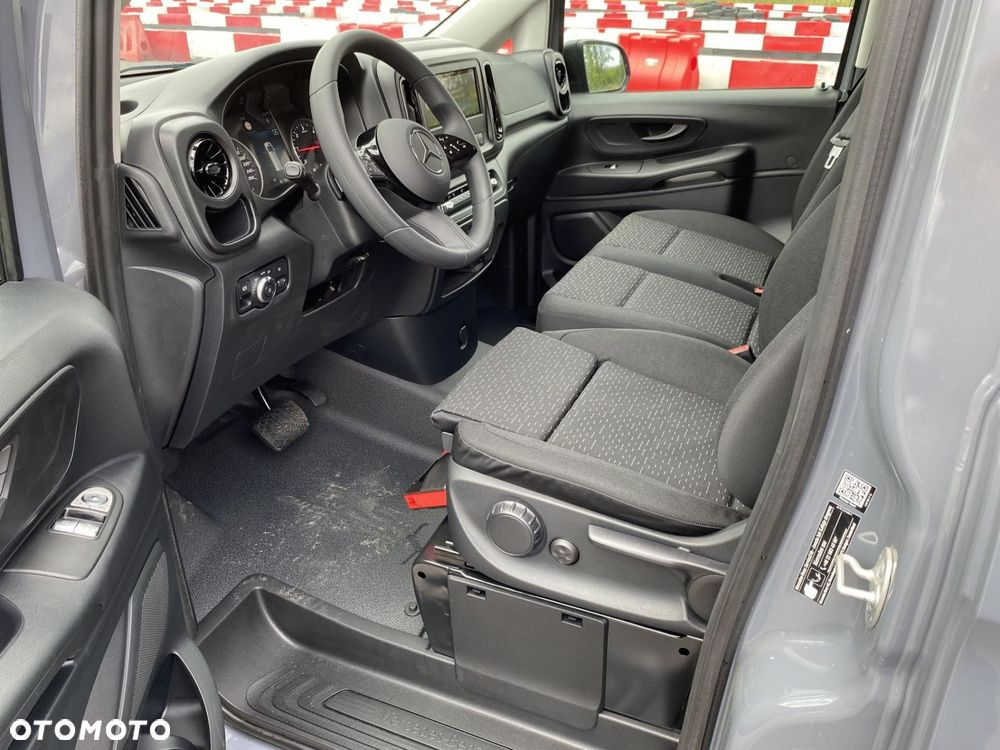 Mercedes-Benz Vito - 10
