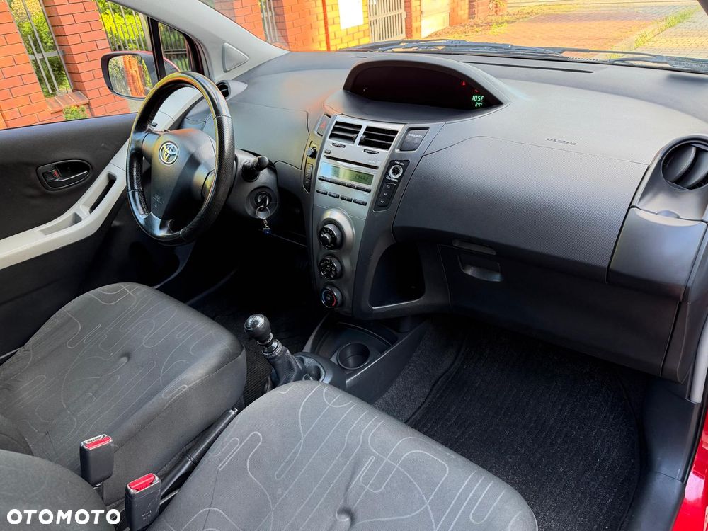 Toyota Yaris 1.33 Sol - 28