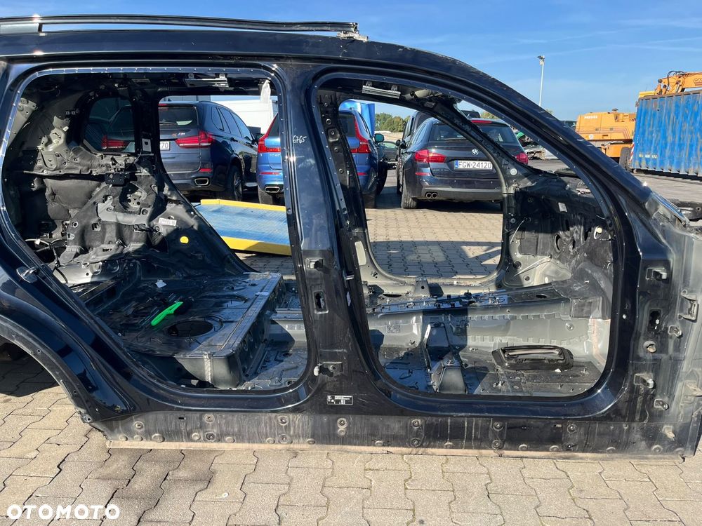 PRÓG PRAWY SŁUPEK ĆWIARTKA BMW X7 G07 2020 2019  416/9 - 1