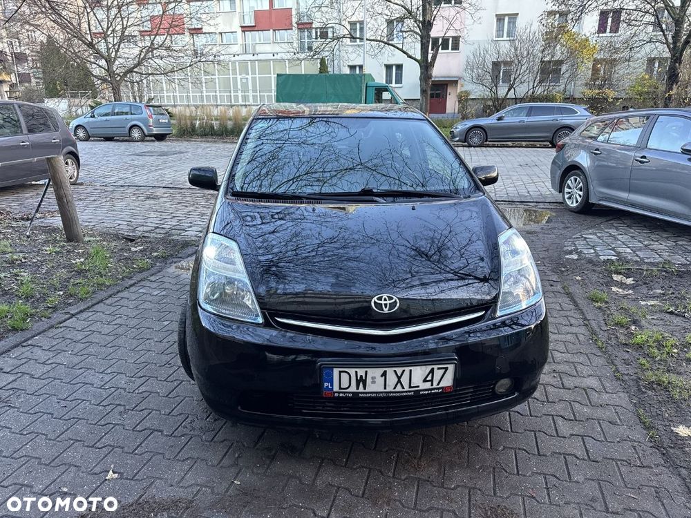 Toyota Prius 1.5 VVT-i Sol - 1