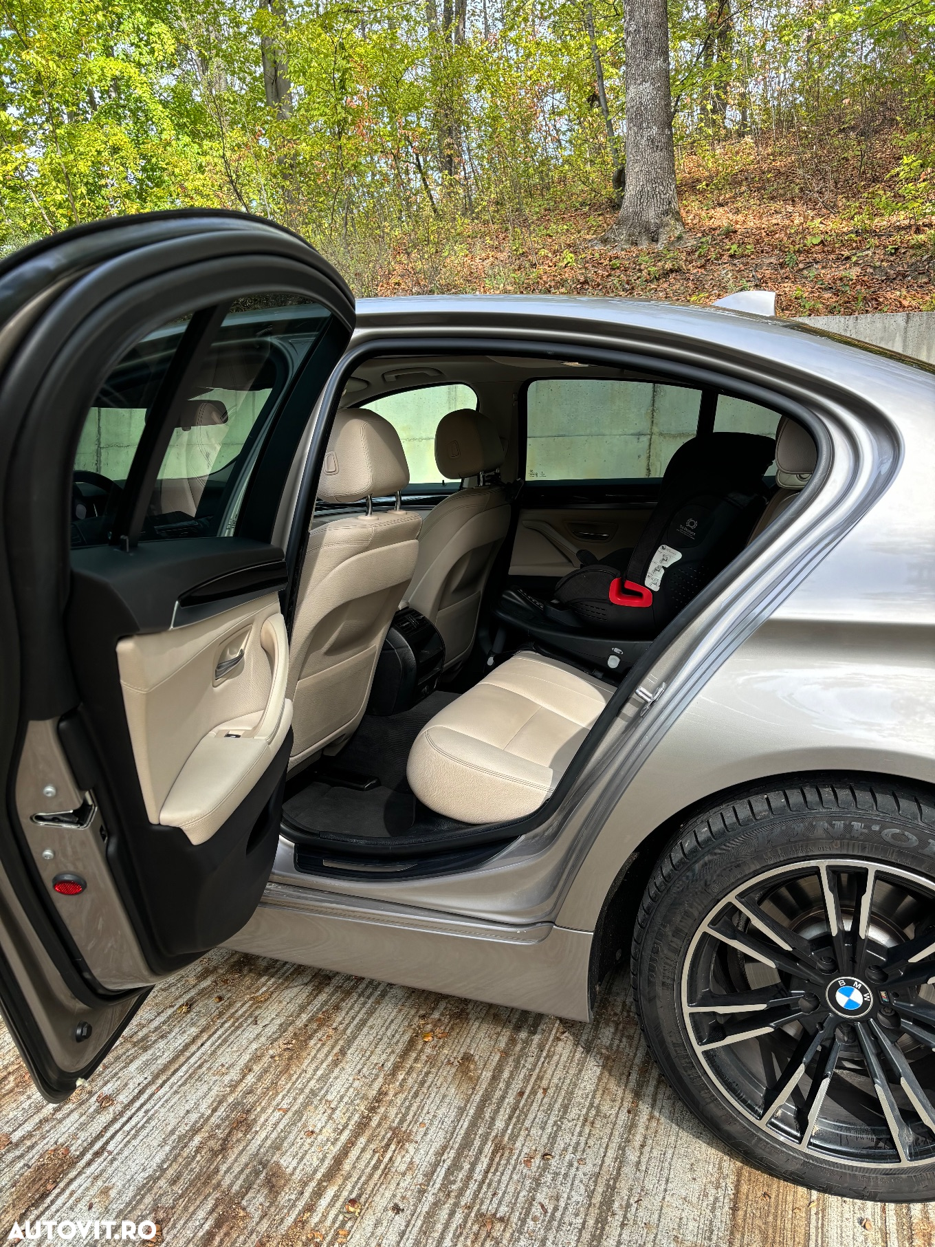 BMW Seria 5 520d Aut. Luxury Line - 5