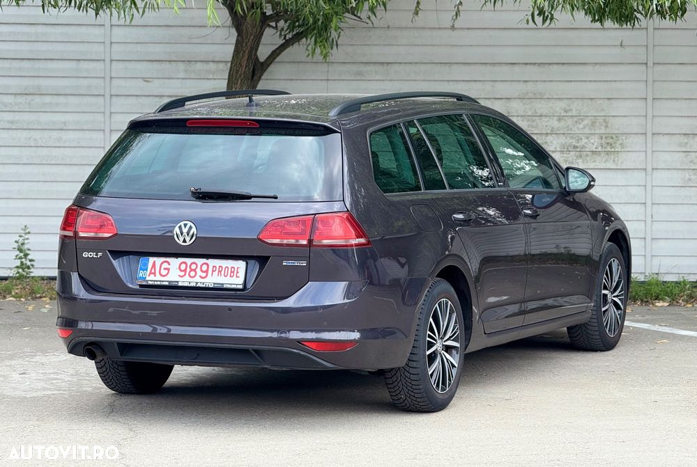 Volkswagen Golf 1.6 BlueTDI DSG Comfortline - 3