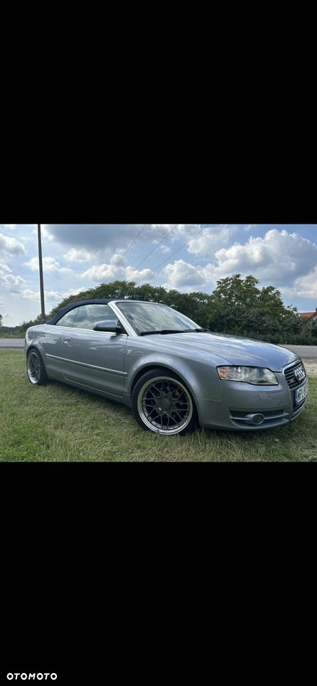 Audi A4 Cabrio 2.0 TDI DPF - 1