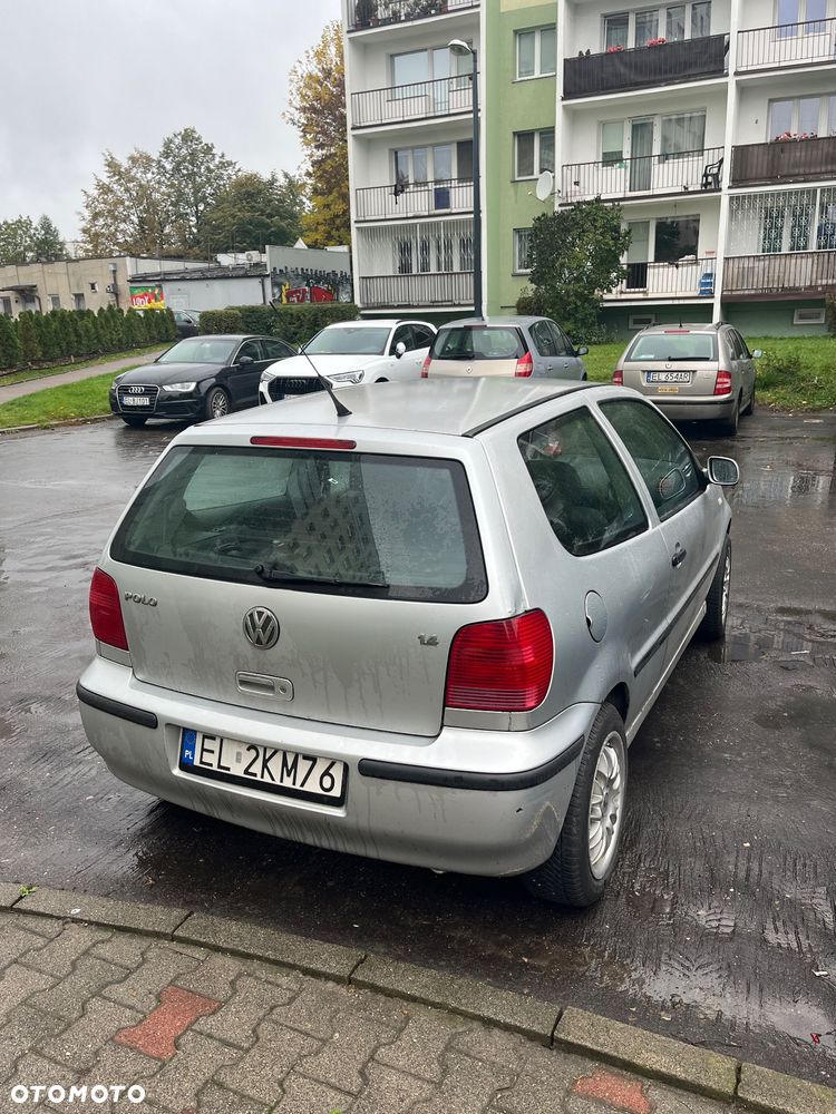 Volkswagen Polo 1.4 Basis - 4