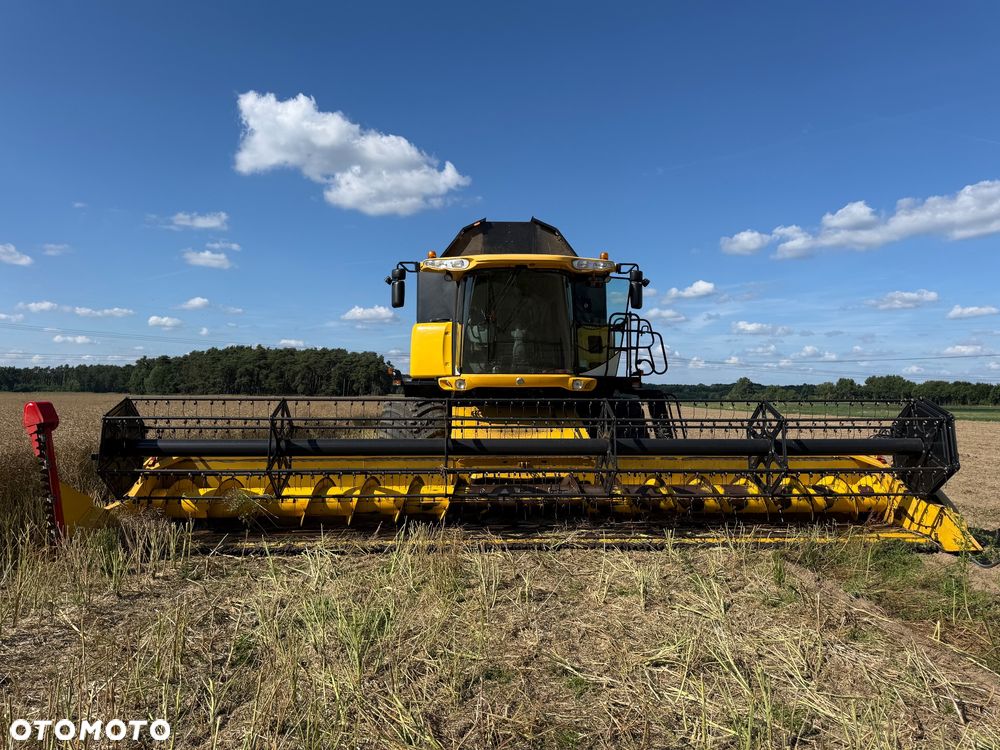 New Holland CR 9080 - 12