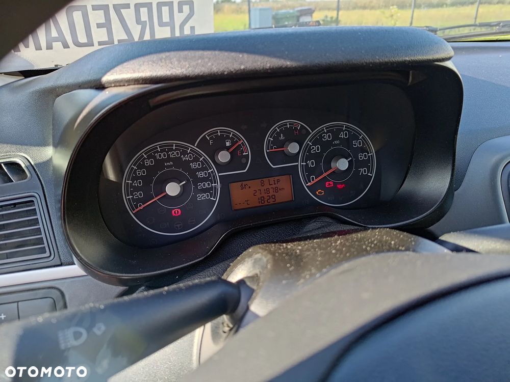 Fiat Grande Punto - 5