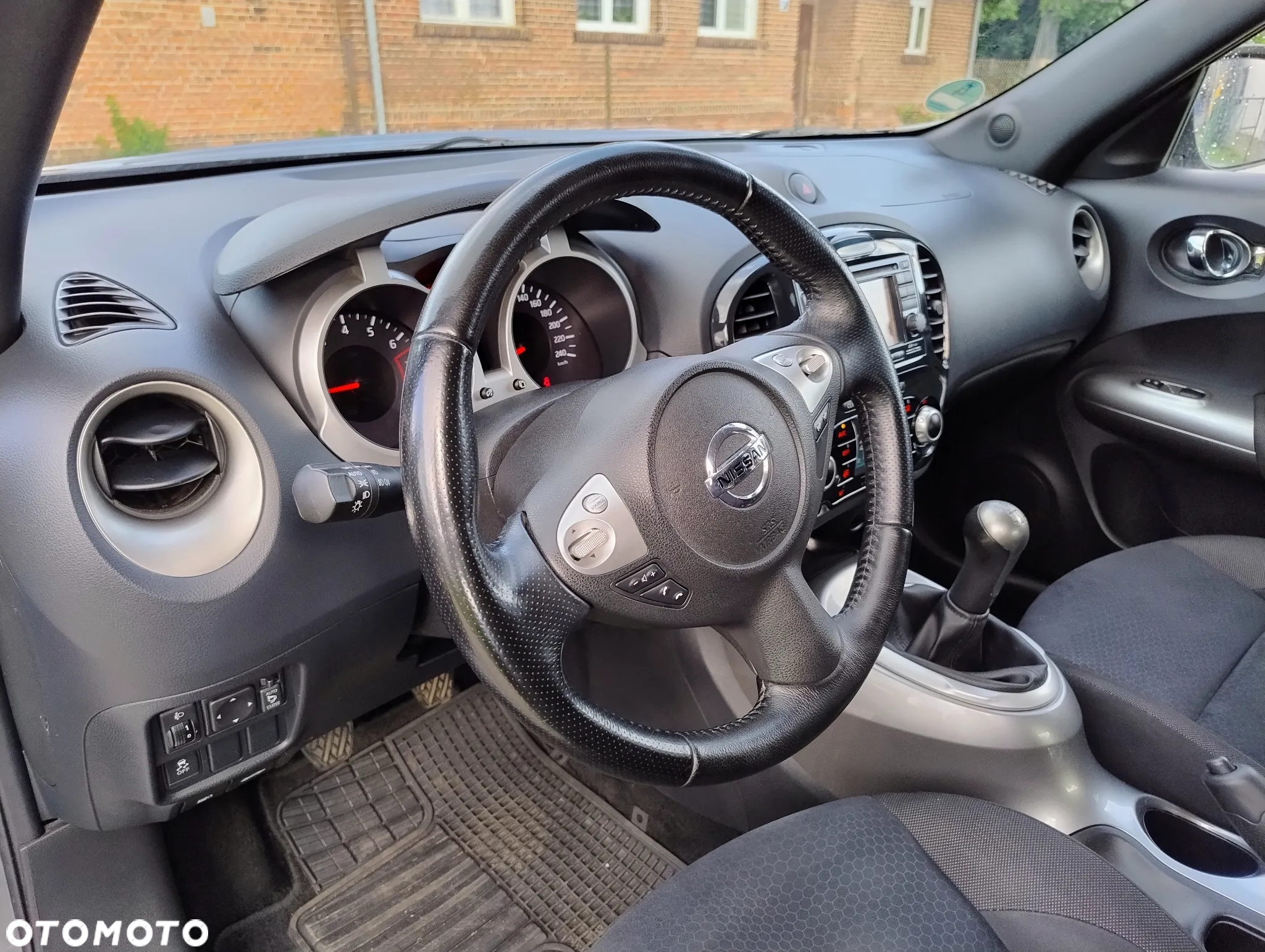 Nissan Juke 1.6 Tekna - 8