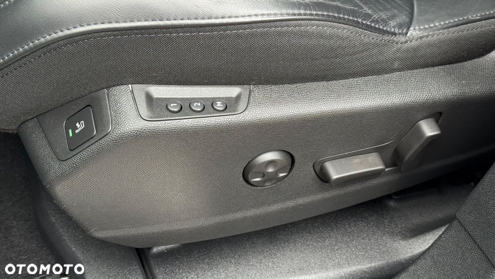 Peugeot 3008 BlueHDi 180 Stop & Start EAT8 GT - 17