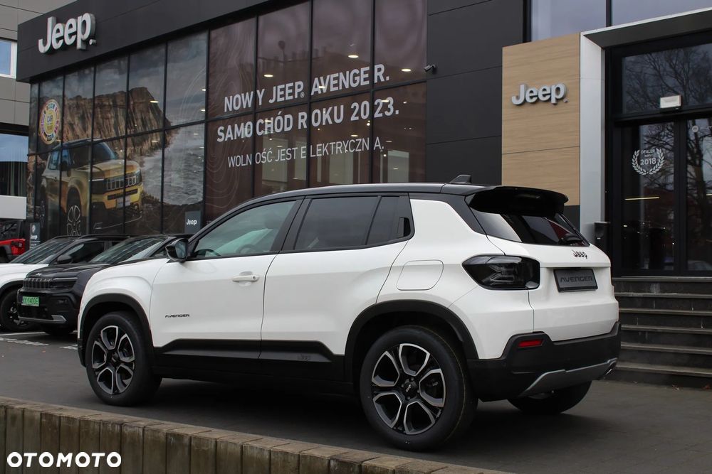 Jeep Avenger 1.2 T3 mHEV Summit FWD eDCT6 - 2