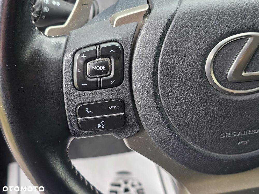 Lexus NX 300h Prestige AWD - 35
