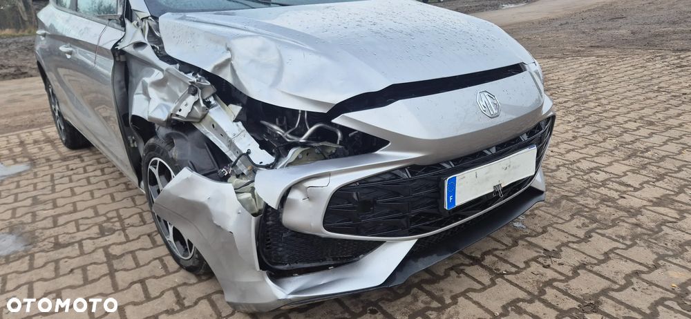 MG MG3 1.5 HEV+ Exclusive - 15