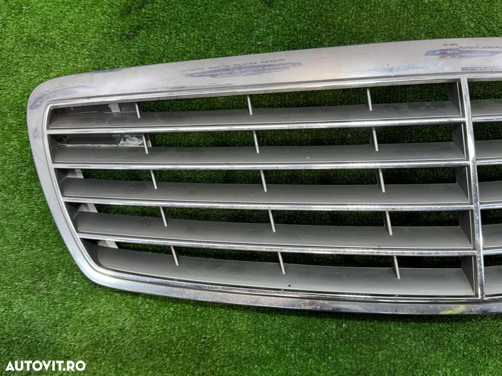 GRILA RADIATOR MERCEDES BENZ W211 E280 CDI 2006 COD OEM A2118800383 2002-2009 - 4