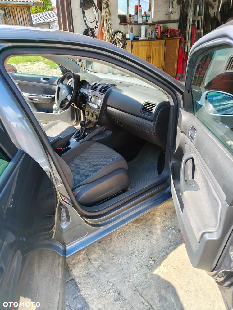 Volkswagen Jetta 1.9 TDI Comfortline - 3