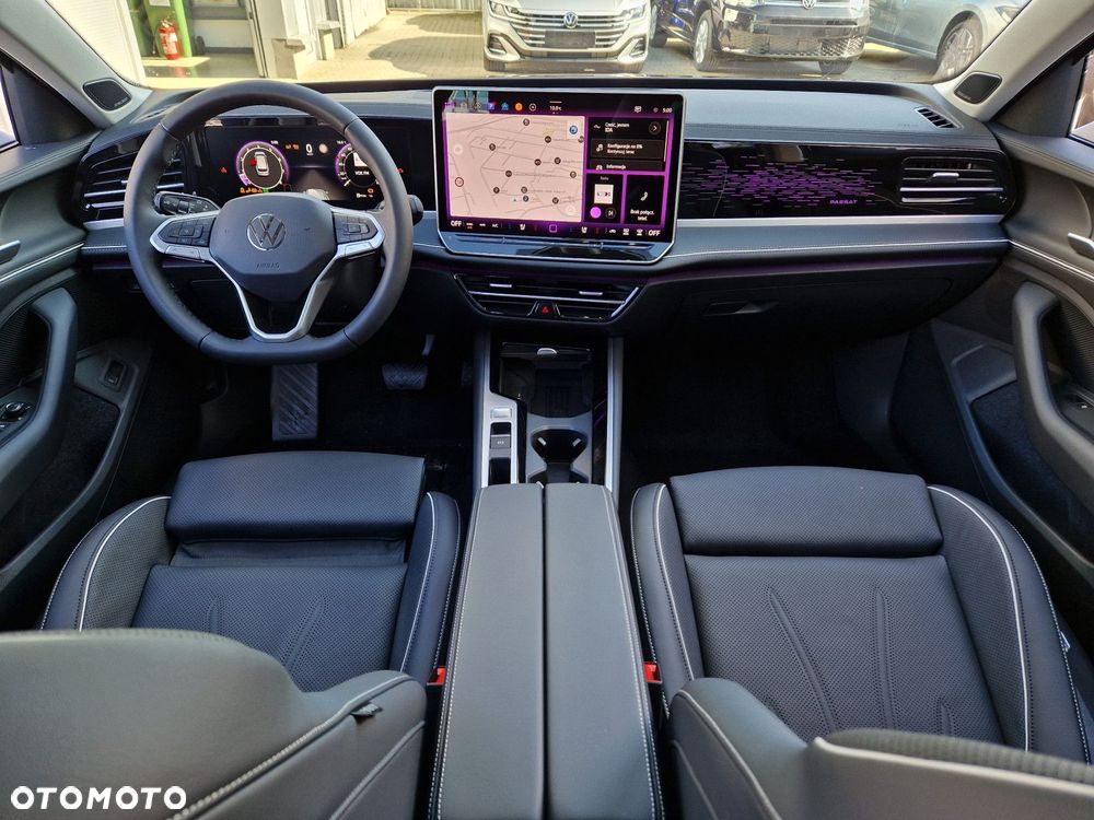 Volkswagen Passat - 8