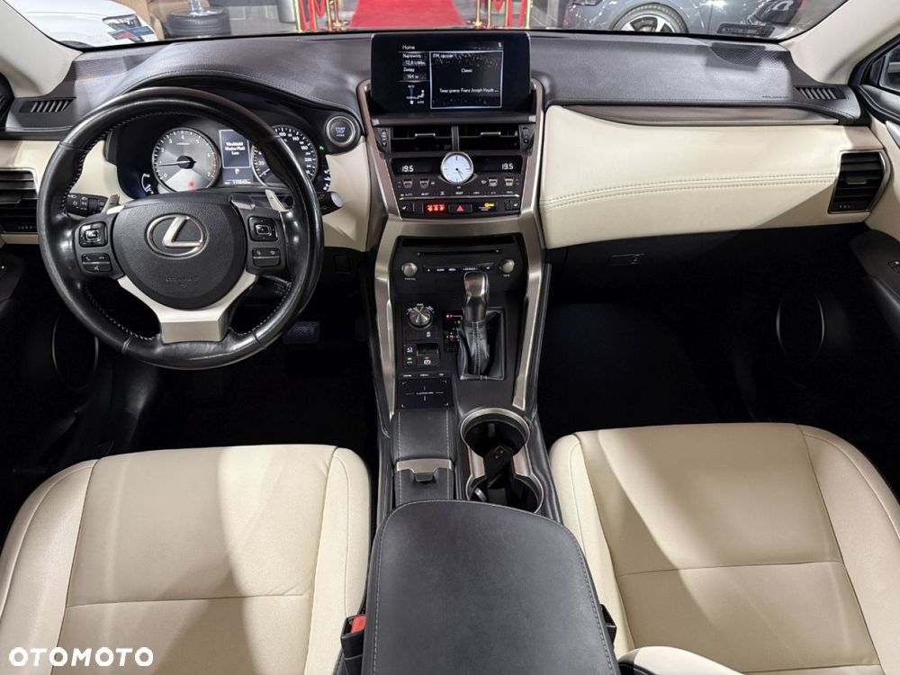 Lexus NX 300 Comfort AWD - 8