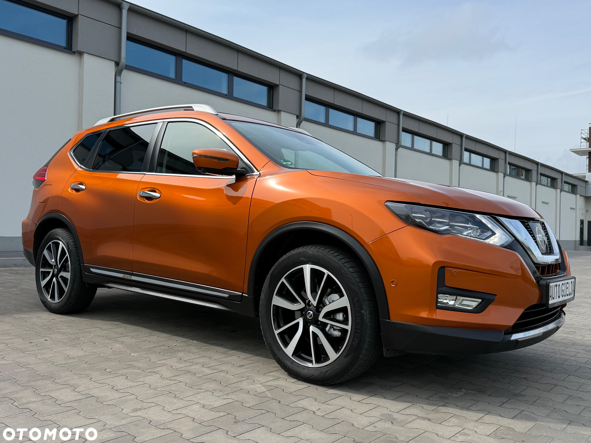Nissan X-Trail 2.0 dCi Tekna 4WD Xtronic 7os - 5