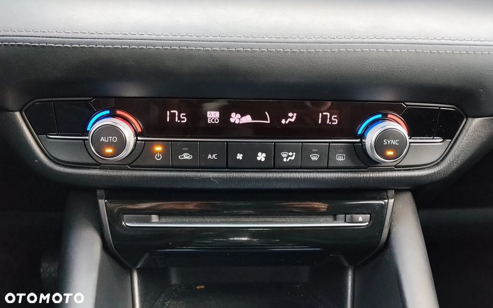 Mazda 6 2.0 Skybusiness - 28