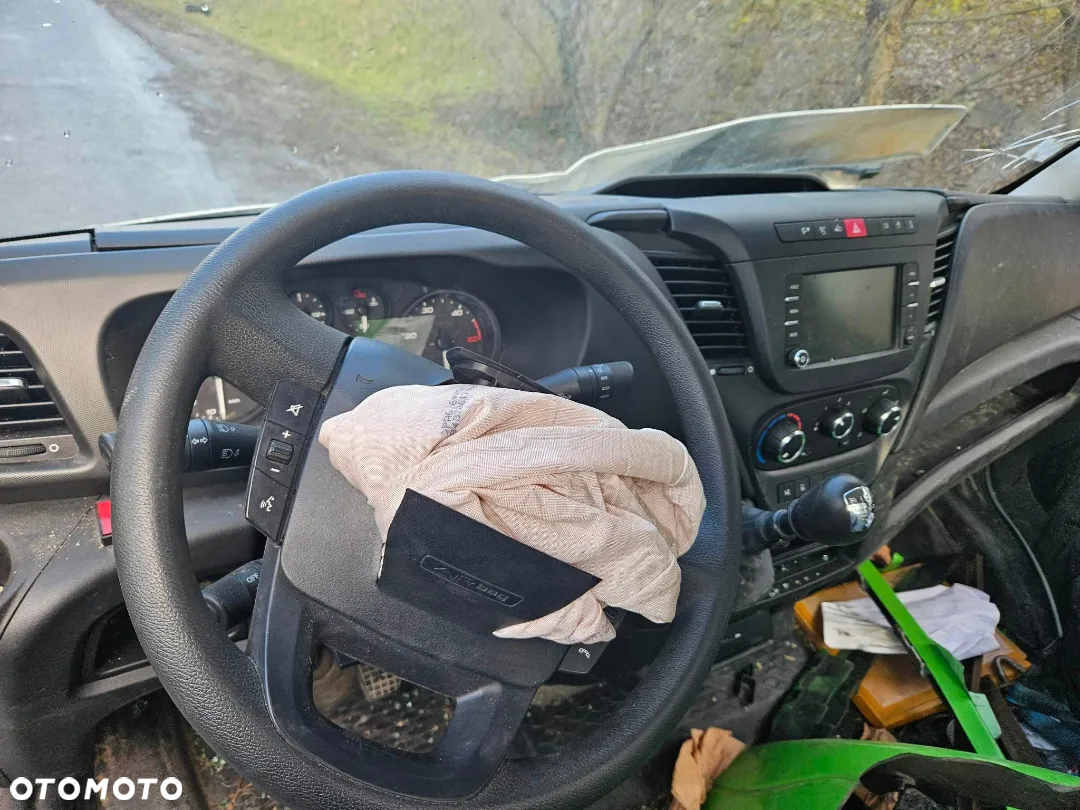 Iveco DAILY  ZWYŻKA , PODNOŚNIK KOSZOWY 20 METRÓW - 26