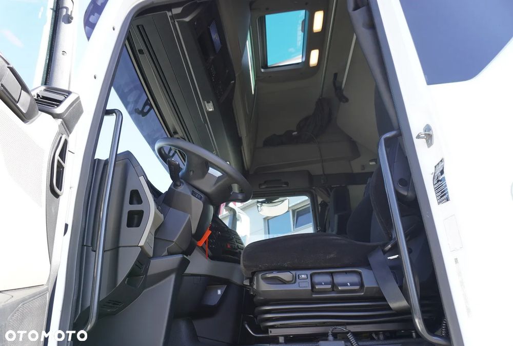 MAN TGX 28.510 6x2 / Kab. Sypialna / NOWE opony / DMC 65 t - 17