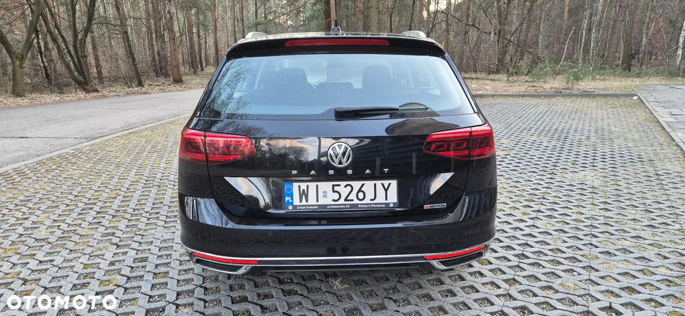 Volkswagen Passat Variant 2.0 TDI 4Mot Elegance DSG - 10