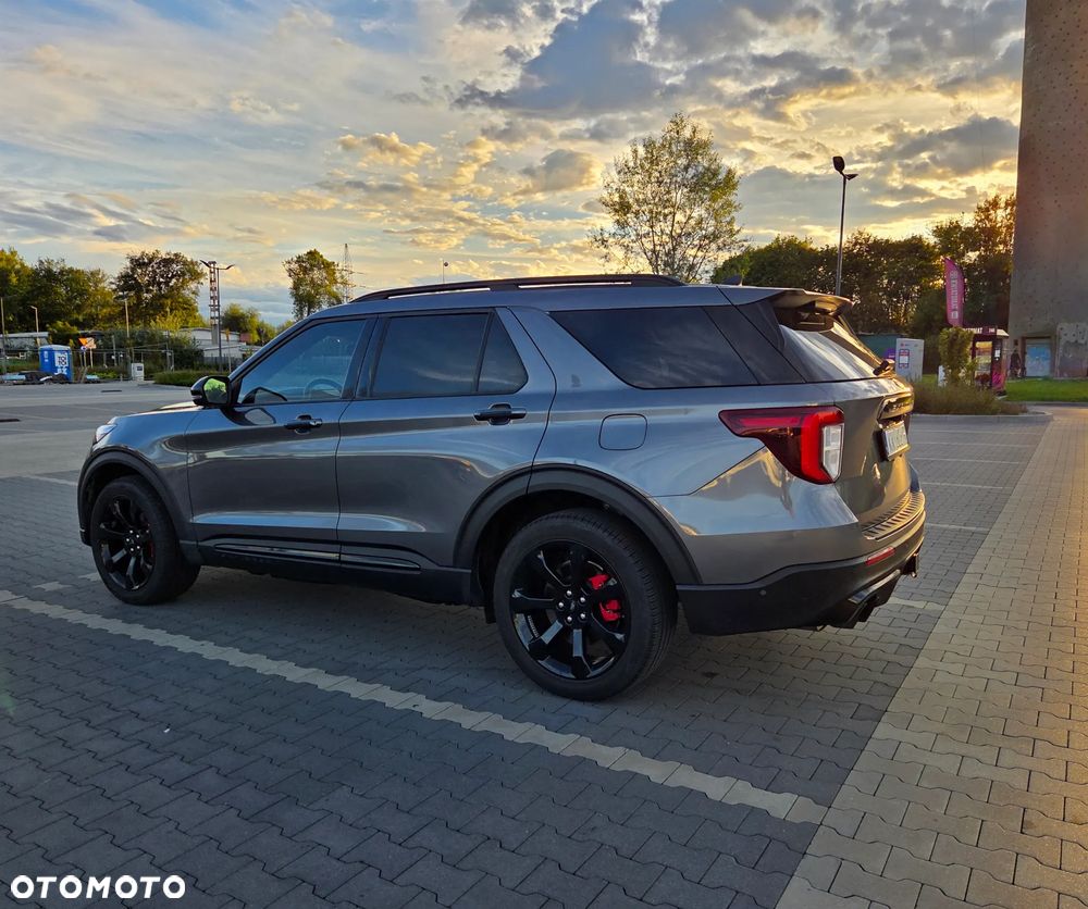 Ford Explorer - 7