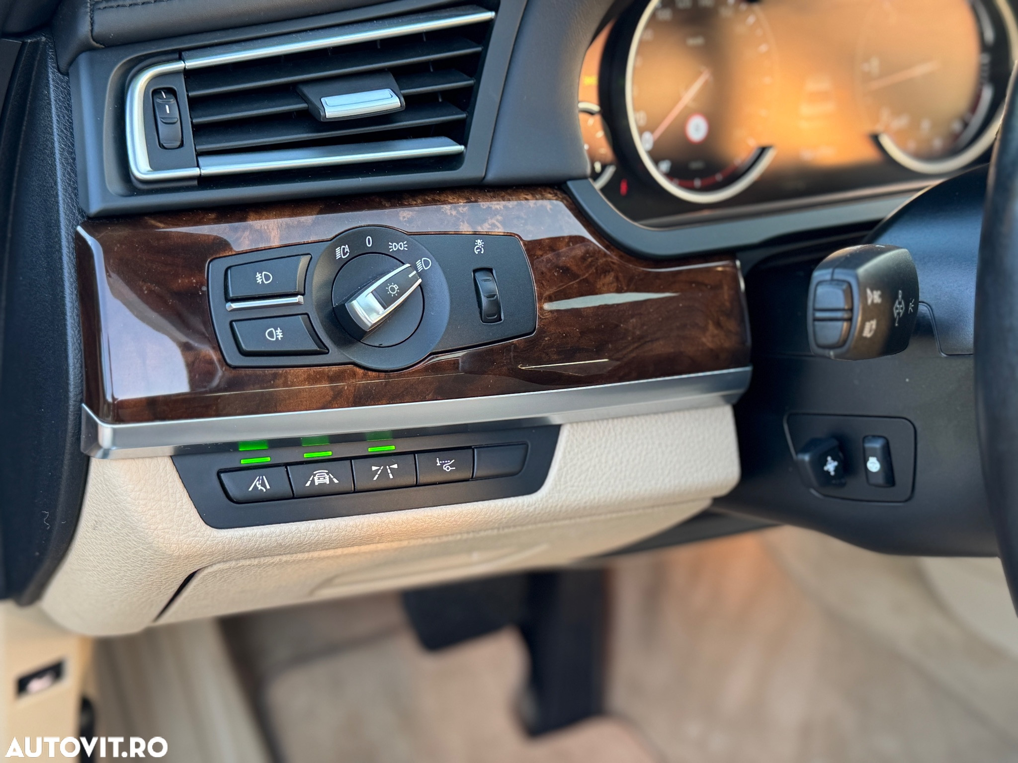 BMW Seria 7 740d xDrive - 12